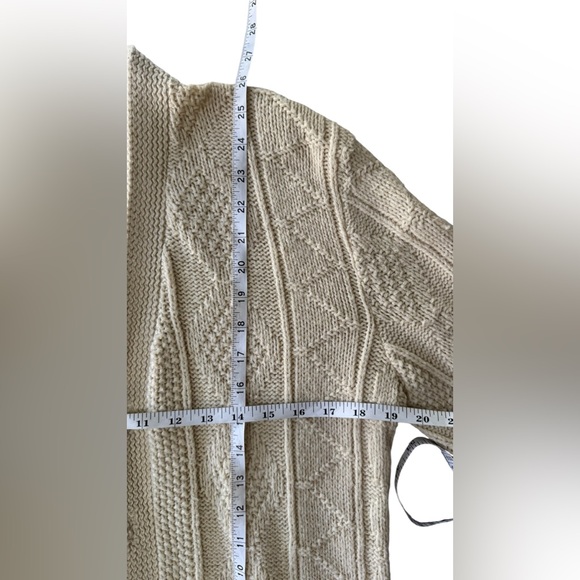 Lahmar vintage Women's Cream Cable Knit Sweater Size Small - Picture 4 of 7